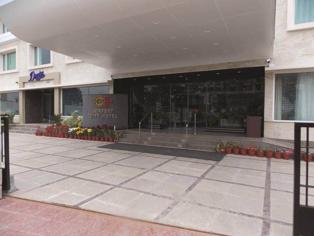 Airport City Hotel Kolkata Exterior photo